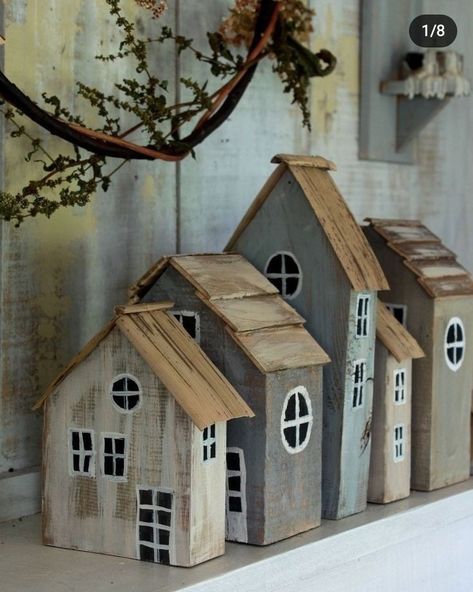 Awesome Inspiration! Wood... - Re-Scape Inspired Recycling | Facebook Tre Kunst, Small Wooden House, Scrap Wood Crafts, Wood Block Crafts, Farmhouse Crafts, Hemma Diy, Driftwood Crafts, Scrap Wood Projects, Christmas Wood Crafts