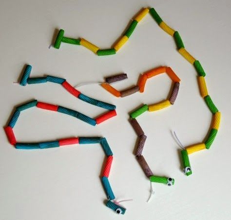 snake pasta threading for jungle theme; center for patterns and motor skills; colored pasta Pasta Threading, Rainforest Preschool, Music Crafts Preschool, Jungle Vbs, Rainforest Crafts, Library Storytime, Jungle Activities, Preschool Jungle, Zoo Preschool