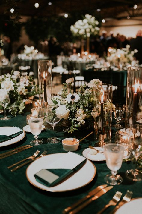 Dark Green And Cream Wedding Theme, Green Tones Wedding Theme, Dark Green Black White Wedding, Gold And Evergreen Wedding, Forest Green Wedding Florals, Emerald Outdoor Wedding, Wedding Reception Emerald Green, Elegant Green Wedding Decor, Emerald Green And Taupe Wedding