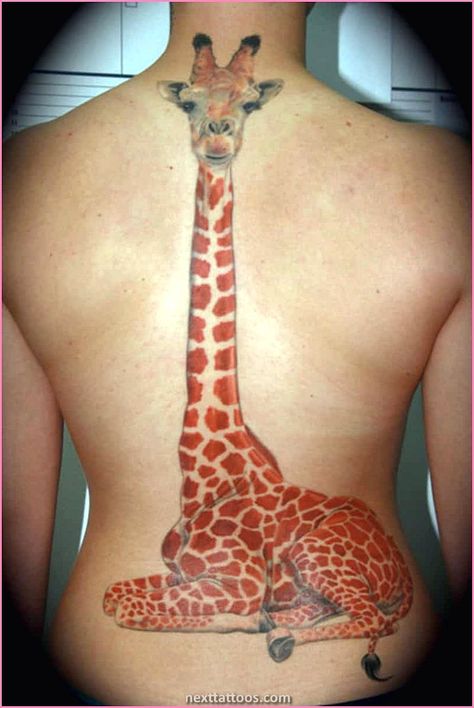 Amazing Male Spine Tattoos - Male Cool Spine Tattoos Spine Tattoo For Men, Giraffe Tattoo, Giraffe Tattoos, Design Your Own Tattoo, Tattoo Zeichnungen, Tatto Design, Back Tattoos For Guys, Spine Tattoo, A Giraffe