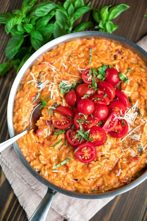 Orzo With Tomato Sauce, Orzo Peas, Creamy Tomato Orzo, Tomato Orzo, Creamy Orzo, Orzo Recipe, Vegetarian Main Course, Creamy Pasta Dishes, Roasted Tomato Sauce