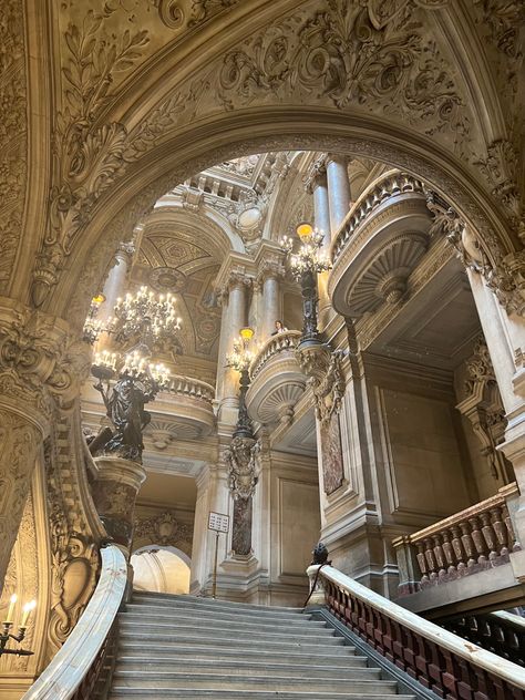 French Manor Aesthetic, Most Beautiful Architecture, Palace Of Versailles Exterior, Marble Castle Aesthetic, Classical Antiquity Aesthetic, Ancient Castle Aesthetic, Italy Architecture Aesthetic, French Princess Aesthetic, Castle Ballroom Aesthetic