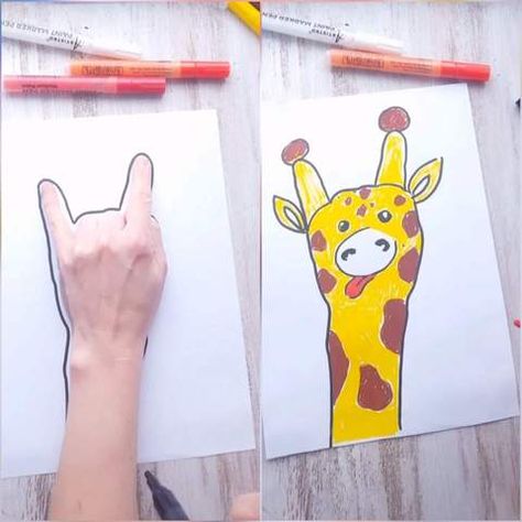 Hand Tracing Art Projects Hand Art Projects, Homeschool Art Projects, Tracing Art, Hand Art Kids, First Grade Art, Kindergarten Art Lessons, Aktiviti Kanak-kanak, Animal Art Projects, Kindergarten Art Projects