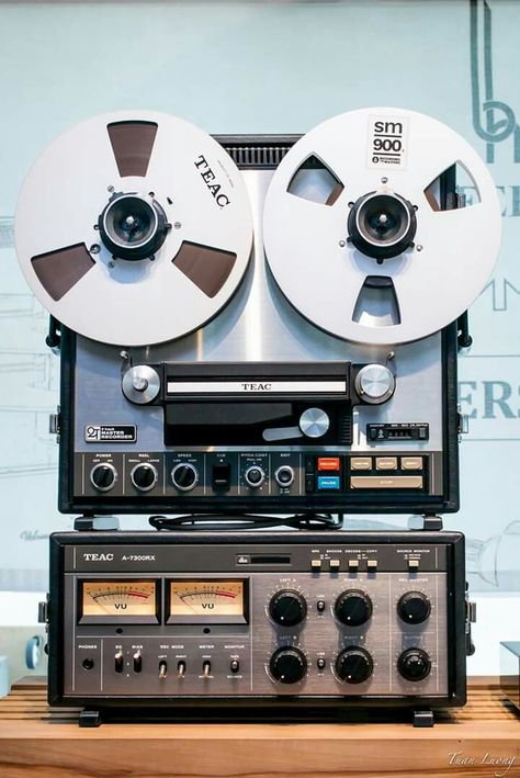 Cassette Audio, Retro Tech, Audio Tape, Magnetic Tape, Tape Deck, 80s Nostalgia, Retro Industrial, Tape Recorder, Hi-fi