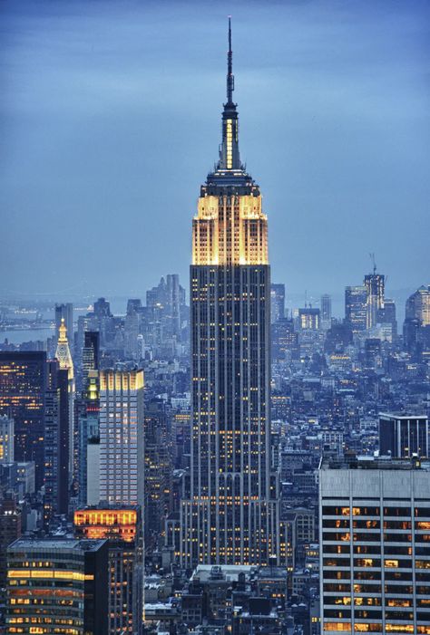 Image © Eric Kilby/Flickr (CC BY-SA 2.0) Greenwich Village, New York Empire State Building, New York City Attractions, The Empire State Building, Wheelchair Accessible, Poster Pictures, Trade Center, Nova York, Architecture Exterior