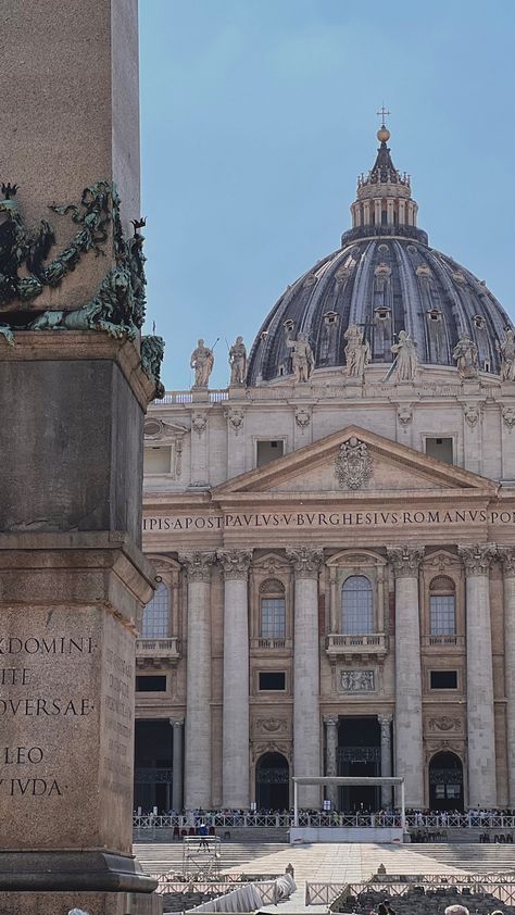 Rome Italy, Italy, Architecture, Rome, Christian Stuff, San Pietro, San Pedro, Travel Goals, Travel Pictures