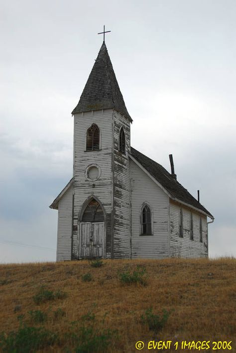 Old Church.  I wish the walls could tell us all that happened there.  I'm sure life was very different then! Abandoned Churches, Church Images, Old Country Churches, Abandoned Church, Church Pictures, Take Me To Church, Old Churches, Country Church, Cathedral Church