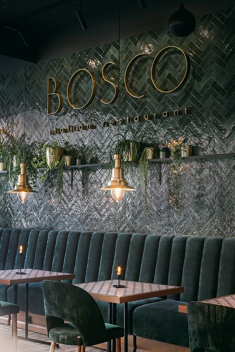 BOSCO / Italian Restaurant on Behance Bar In Middle Of Restaurant, Blue Restaurant Interior Design, French Restaurant Aesthetic, Contemporary Restaurant Design, Italian Restaurant Interior Design, Upscale Lounge, Italian Restaurant Interior, Italian Restaurant Decor, Havana Bar