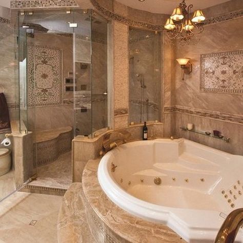 50 Amazing Bathroom Bathtub Ideas - Don't like the overly ornate decor, but love the jetted tub and huge walk-in shower! Modern Spa Bathroom, Spa Bathroom Design, Drømme Bad, Bilik Air, Modern Spa, Luxury Master Bathrooms, Penthouse Apartment, Versace Home, Bathroom Spa