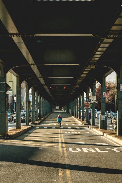 Top 10 Street Photographers and Urban Artists to Follow on Instagram Famous Street Photographers, Brazilian Female, Best Street Photographers, Photographers Instagram, Street Photoshoot, Street Photography Tips, Street Photography Urban, City Streets Photography, New York Cityscape