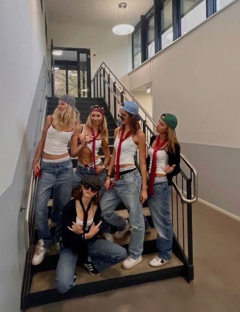 73 Group Halloween Costumes that's worth a shot for your Spook-tacular Squad Trendy Halloween Costumes Trio, Group Party Costumes, Magic Mike Dress Up, Group Dress Up Ideas Friends, Matching Outfits Best Friend Party, Duo Trio Costumes, Magic Mike Theme Party, Ali G Halloween Costume, Trio Party Outfits