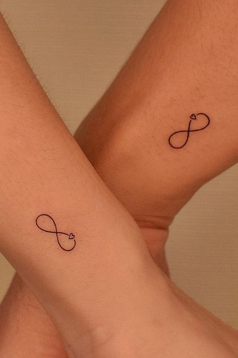 Looking for cute matching couple tattoo ideas?! These STUNNING matching couple tatto ideas are TOO good to pass up. Find a meaninginfgul matching tattoo TODAY and get inspire Maching Tattoos Family, Unique Tattoos For Friends, Small Tattoos Bff Matching, Cute Small Girly Tattoos Unique, Small Tattoos For A Passed Loved One, Minimalist Brother Sister Tattoo, Tattoo Ideas Simple Cute, Cute Small Matching Tattoos Friends, Mini Couples Tattoos