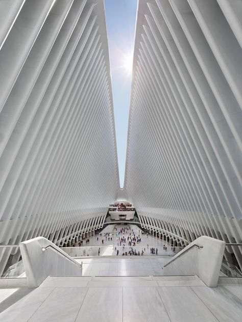 On September 11, 2017, the Oculus' central skylight was opened to reveal a strip of New York City sky. Santiago, Santiago Calatrava, Concept Portfolio, Architect Jobs, Architecture Cool, Architecture Baroque, Santiago Calatrava Architecture, Green Board, Portfolio Photography