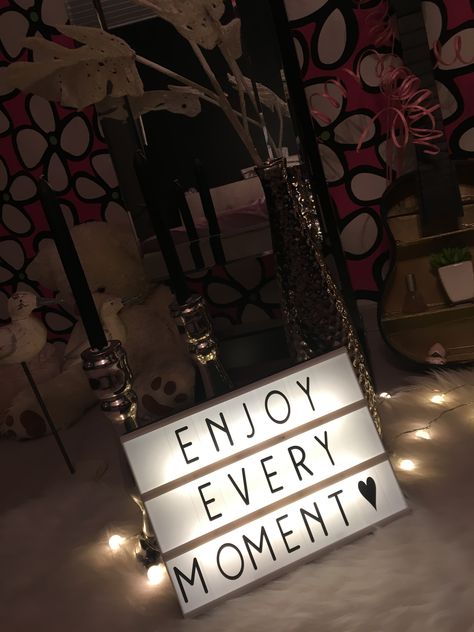 Lightbox • quotes • enjoy every moment ♡ #lightbox #quote Quotes For Light Boxes, Light Box Messages, Lightbox Quotes Inspiration, Light Board Quotes, Led Light Box Ideas, Light Box Ideas Quotes, Lightboard Quotes, Light Box Ideas, Cinema Light Box Quotes