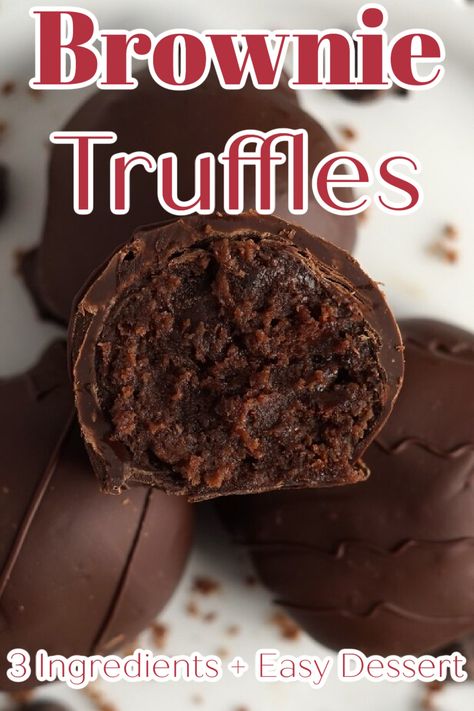 Brownie Truffles Recipe, Truffle Recipe Easy, Brownie Truffles, Homemade Truffles, Dessert Truffles, Candy Truffles, Candy Recipes Homemade, Christmas Candy Recipes, Truffle Recipe