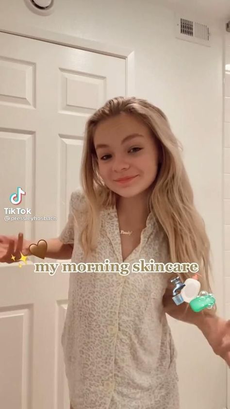 skincare skincareroutine tiktok skincaretiktok Organisation, Morning Routine Skincare Products, Skincare Tips Videos, Japan Skincare Routine, Tiktok Made Me Buy It Skincare, Teens Skincare Routine, Skincare Routine Preppy, Skincare Aesthetic Routine, Morning Skincare Routine Steps