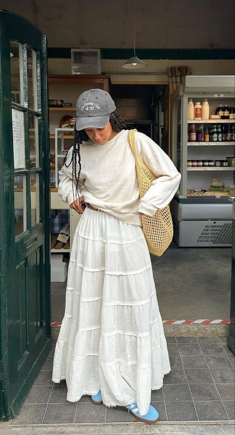 [CommissionsEarned] 20 Trendiest Long Winter Dress Outfit Casual Ideas To Save Today #longwinterdressoutfitcasual Maxi Skirt Outfits, Flowy Skirt Outfit, White Maxi Skirt Outfit, White Skirt Outfits, Skirt Outfit Summer, White Long Skirt, Long Skirt Outfits, White Maxi Skirts, Winter Skirt Outfit