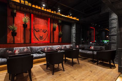 Red And Black Restaurant Interior, Black And Red Restaurant, Motorbike Garage, Chinese Bar, Hotpot Restaurant, Red Restaurant, Black Restaurant, Asian Interior Design, Chinese Interior