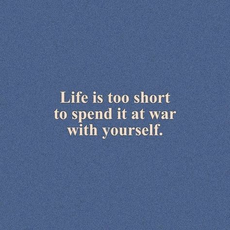 Short Phrases Aesthetic, Mind Body Soul Connection, Blue Quotes, Message Positif, Journal Prompt, Health Practices, Soul Connection, Life Is Too Short, Happy Words