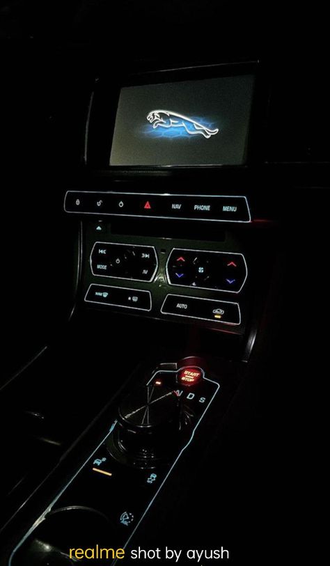 Interior of 🐆 Jaguar Car Interior, Jaguar Car Snap, Jaguar Snap, Jaguar Interior, Fake Photo Sick, Story Fake, Jaguar Xf, Jaguar Car, Driving Pictures