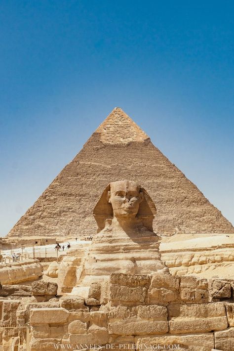 The Pyramids of Giza with the famous Sphinx. Just one of the many things to do in Cairo, Egypt. Click for the full tour   #egypt #outdoors  #photography #travel #traveltips #travelguide #explore #wanderlust #bucketlist #architecture Egypt Wallpaper, Sphinx Of Giza, The Pyramids Of Giza, Starověký Egypt, Pyramids Egypt, Egiptul Antic, Egypt Culture, Great Pyramid Of Giza, Egyptian Pyramids