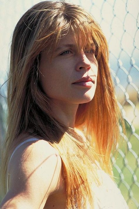 Linda Hamilton Terminator 2, The Terminator 2, Linda Hamilton Terminator, 80s Guys, Linda Hamilton, Terminator Movies, Happy Birthday Today, Sarah Connor, Actrices Hollywood