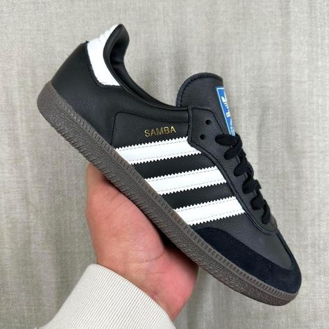 Adidas Samba Og Black Men 8.5= Women 9.5 100% Authentic. Fast Shipping All Sales Final Adidas Samba Og Black, Spezial Adidas, Adidas Handball, Yellow Adidas, Adidas Sambas, Handball Spezial, Adidas Swift Run, Adidas Samba Og, Adidas Response