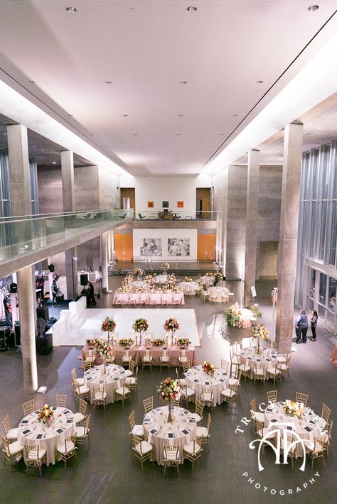 Wedding At Art Museum, Modern Museum Wedding, Modern Art Museum Wedding, Museum Reception, Museum Weddings, Modern Art Museum, Art Museum Wedding, Art Gallery Wedding, November 9th