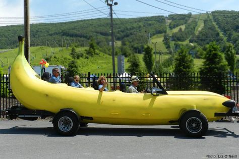 Daaaaaay-O: 1989 Banana Mobile - http://barnfinds.com/daaaaaay-o-1989-banana-mobile/ Big Banana, Strange Cars, Classic Cars Trucks Hot Rods, Weird Cars, Unique Cars, S Car, Expensive Cars, Car Ride, Cars Organization