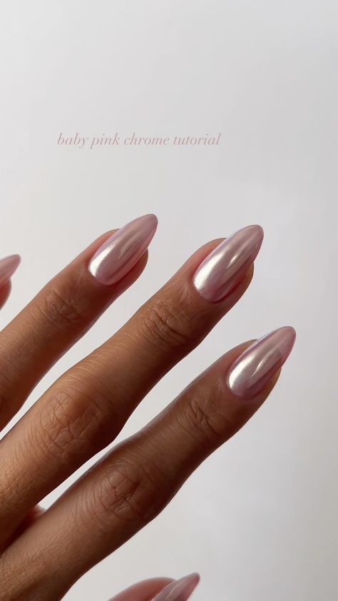 Pearl Nails Chrome, Almond Nails Classy Elegant, Wedding Guest Nails Ideas Almond, French Tip Pink Chrome, Subtle Vacation Nails, Spring Wedding Guest Nails, Graduation Nails Pink, Engagement Nails Almond, Classy Bridesmaid Nails