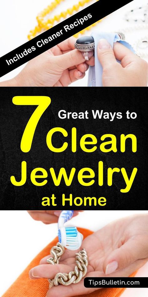 Clean Jewelry At Home, Diy Jewelry Cleaner, Gold And Diamond Rings, Random Hacks, Jewelry Cleaner Diy, How To Clean Diamonds, Clean Jewelry, Baking Soda Vinegar, Jewelry Cleaning