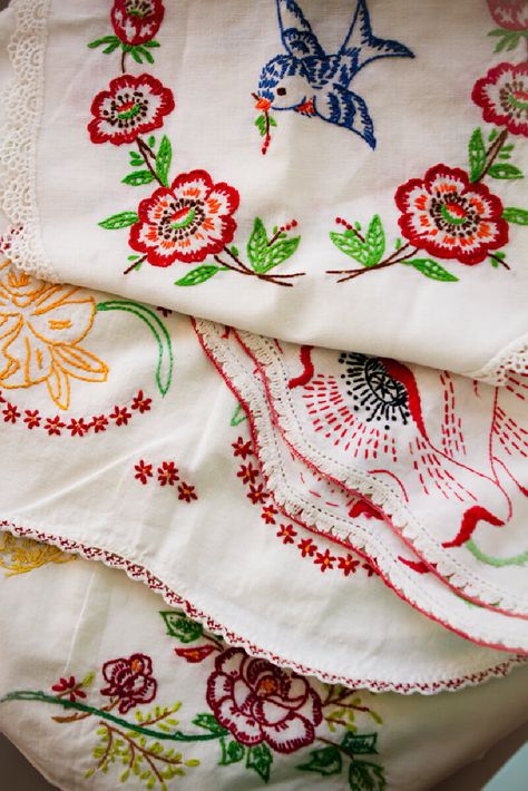 Repurposing & Decorating With Vintage Linens · Cozy Little House Satin Stitch, Vintage Embroidery, Sew Ins, Embroidery Patterns Vintage, Pink Lady, Linens And Lace, Vintage Textiles, Vintage Linens, Cross Stitch Embroidery