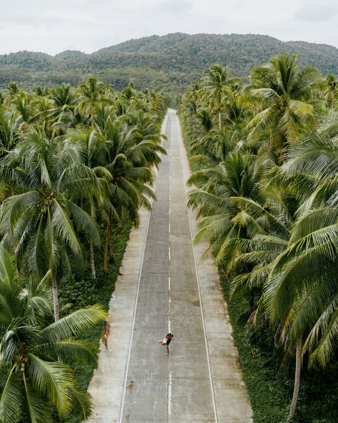 What to do in Siargao, Philippines. Siargao Travel Guide. The Best Island in the Philippines. Philippines Travel Photography, Nature In The Philippines, Philippines Aesthetic Vintage, Siargao Aesthetic, Landscape Philippines, Philippines Siargao, Philippines Nature, Philippines Aesthetic, Siargao Philippines