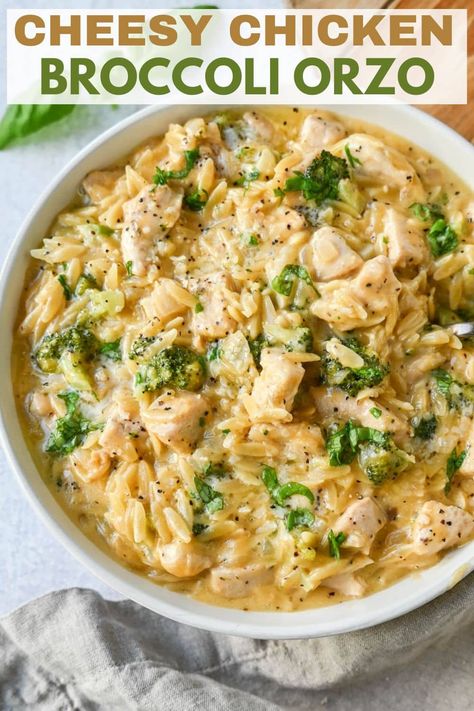 Orzo And Broccoli Recipe, Orzo Salad Dressing, Cold Orzo Salad, Orzo Salad Recipes Cold, Orzo Salad With Chicken, Chicken Orzo Salad, Cheesy Orzo, Orzo Dishes, Modern Honey