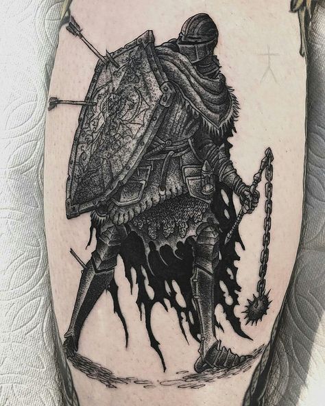 Tattoo Medieval, Fallen Knight, Dark Souls Tattoo, Medieval Tattoo, Knight Tattoo, Soul Tattoo, Fantasy Tattoos, Sketch Tattoo Design, Tattoo Black