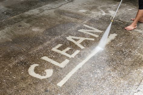 6 Easy Ways to Clean Your Concrete Patio for Spring How To Clean Concrete Sidewalk, Cleaning Cement Patio, Clean Cement Patio, How To Clean Patio Concrete, Clean Concrete Porch, How To Clean Concrete, Cleaning Patio Concrete, Staining Concrete Pavers, How To Clean Cement Patio