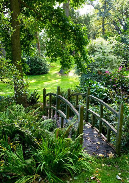 Englefield House Garden | Flickr - Photo Sharing! Nature, Flower Landscaping, Pergola Ideas, Most Beautiful Gardens, Sustainable Garden, Home Vegetable Garden, Garden Flower, Garden Layout, Landscaping Plants