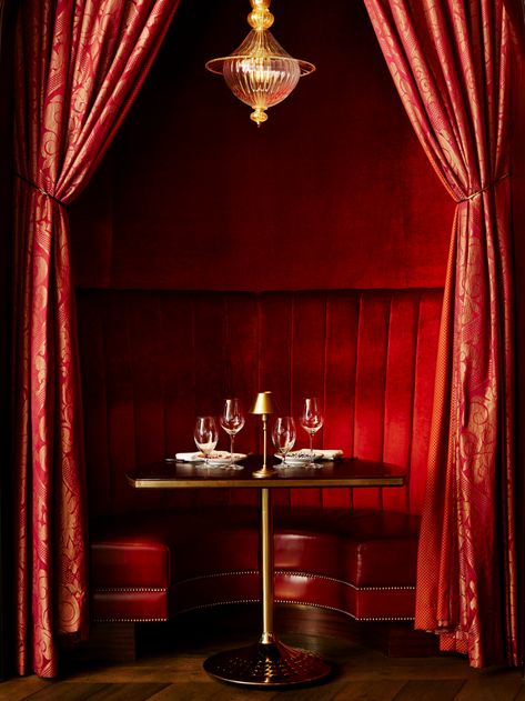 FOOD CULTURE — Winnie Au Cabaret Interior Design, Burlesque Room, Cabaret Bar, Studio Color Palette, Cabaret Aesthetic, Moulin Rouge Aesthetic, Art Deco Speakeasy, Speakeasy Aesthetic, Speakeasy Decor