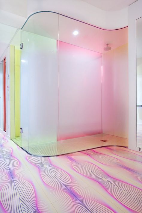 nhow Berlin- Music Hotel in The Heart Of Berlin Zaha Hadid, Estilo Kitsch, Berlin Hotel, Amazing Showers, Karim Rashid, Hotel Design, Shower Design, Best Interior Design, Design Case