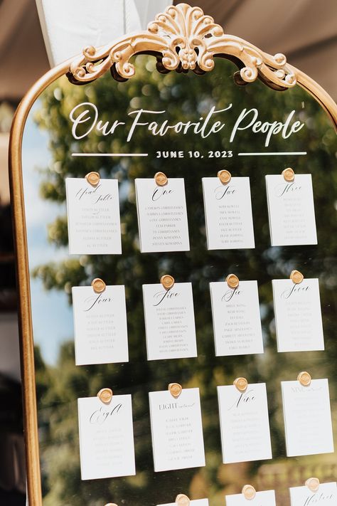 Wedding Seating Chsrt, Table Seating Sign Wedding, Table Seats Wedding, Seating Charts Mirror, Wedding Signage Table Assignments, Diy Table Assignments Wedding, Summer Wedding Seating Chart Ideas, Statement Seating Chart, Table Number Seating Chart