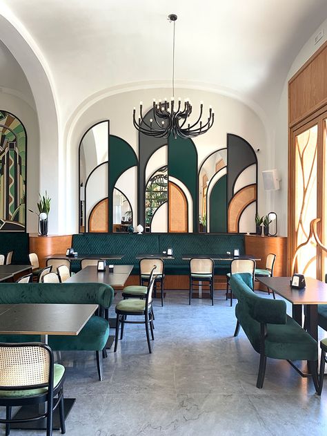 International Style Interior Design, Arte Art Deco, Green Cafe, Architecture Restaurant, Decoration Restaurant, Art Deco Interior Design, Restaurant Architecture, Desain Lanskap, 카페 인테리어 디자인