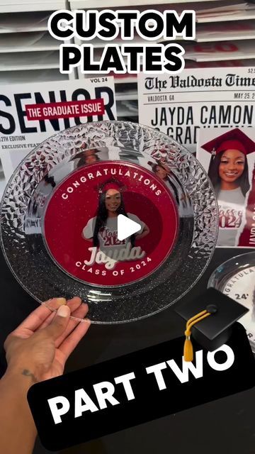 M LaShea & Company on Instagram: "Here’s part two! Be sure to tag me when you make your own… I’d love to see! ❤️ #custom #customplates #graduate #graduation #DIY #crafts #sublimation #partyfavors #partydecor" Fancy Graduation Party Ideas, Graduation Centerpieces Ideas, Adult Graduation Party Ideas, Adult Prom Party Ideas, Prom Decorations Diy, Graduation Party Centerpieces Diy, Grad Party Decorations Diy, Diy Sorority Crafts, Trunk Party Ideas College