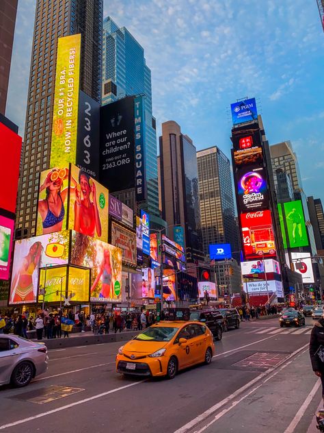 Times Square Aesthetic, Square Aesthetic, Kota New York, New York City Times Square, Photographie New York, Aesthetic New York, New York Vibes, New York Wallpaper, New York Summer