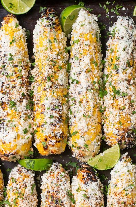 Grilled Mexican Street Corn - Cooking Classy Summer Grill Recipes, Grilled Mexican Street Corn, Mexikansk Mat, Barbecue Sides, Barbecue Side Dishes, Pasti Sani, Mexican Street Corn, Summer Grilling Recipes, Street Corn