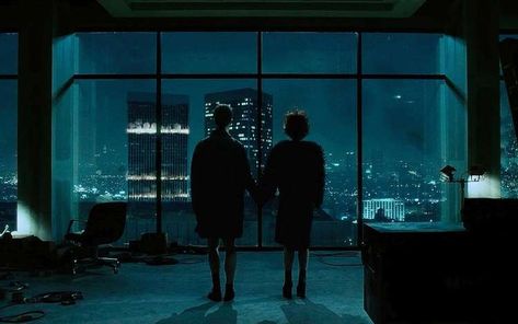 Iconic Movie Scenes & Images | Cool Cinematography Stills Logo Film, Marla Singer, Filmmaking Cinematography, Edward Norton, Tyler Durden, Image Film, Septième Art, David Fincher, I Love Cinema