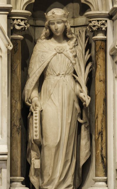 St Catherine of Alexandria Statue of St Catherine in St Patrick's Cathedral, New York. | by Lawrence OP St Catherine Of Alexandria, Saint Katherine, Saint Catherine Of Alexandria, Saint Statues, St Patrick's Cathedral, Catherine Of Alexandria, Saint Catherine, Cemetery Statues, Istoria Artei