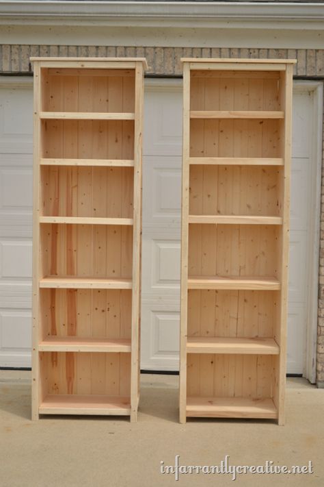 How To Make Bookshelves, Beautiful Bookshelves, Pretty Bookshelves, Unique Bookshelves, Beautiful Bookshelf, Bookshelf Inspiration, Bookshelf Plans, Diy Regal, Bookcase Diy