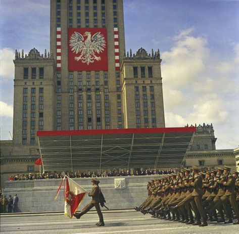 Soviet Poland, Polish Aesthetic Poland, Poland Army, Polish Soldier, Polish Aesthetic, Poland Ww2, Anti Communist, Poland People, Poland Culture