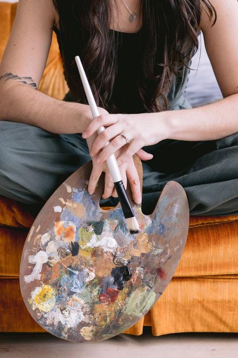 Womens hands with paint pallet and paint brush Art, Artist Aesthetic, Painter, I Hope