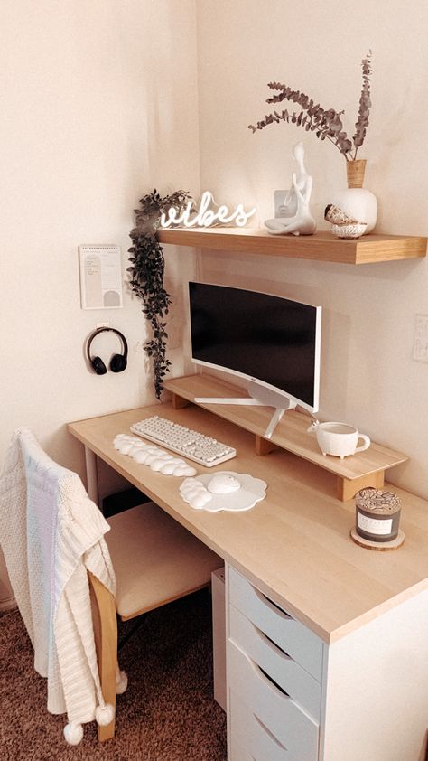 Cozy Desk, Cozy Office, Study Desk Decor, Cozy Home Office, Work Office Decor, Trendy Office, Office Room Decor, Desk Inspiration, Study Room Decor